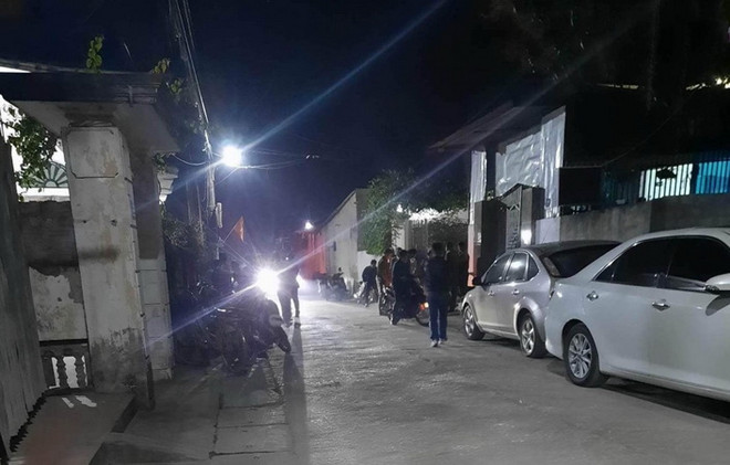 Hà Nội: Yêu cầu làm rõ vụ cháu bé trai 17 tháng tuổi tử vong ảnh 1