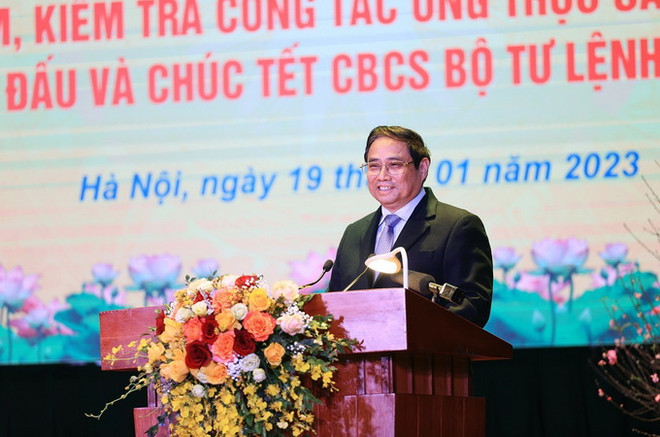 Thủ tướng kiểm tra, chúc Tết lực lượng Công an và Quốc phòng trực Tết ảnh 1