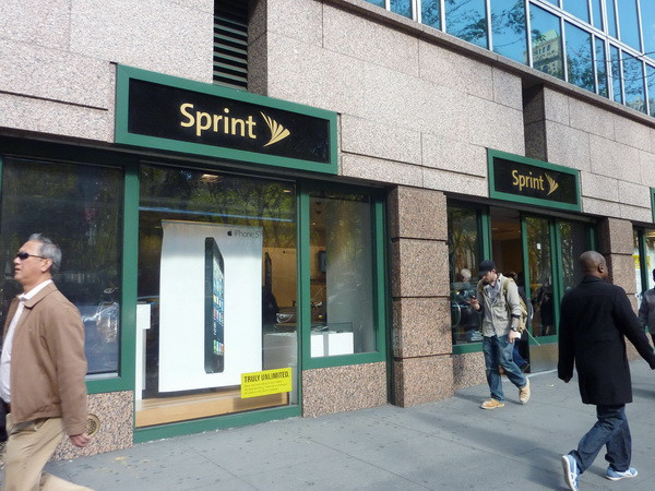 Hãng Sprint khai tử hoàn toàn thương hiệu Nextel ảnh 1