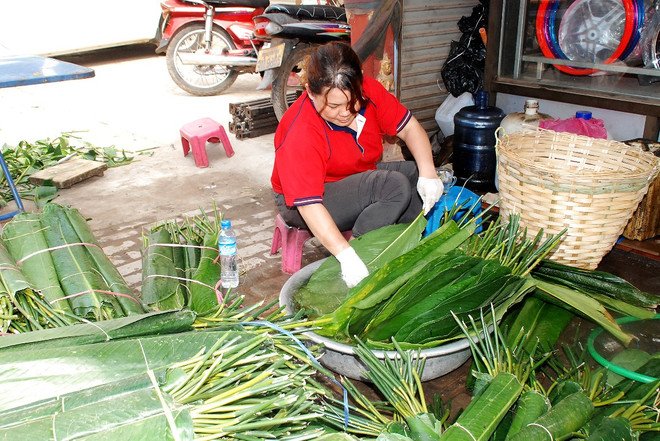 [Photo] Vientiane sôi động đón tết cổ truyền của người Việt ảnh 8
