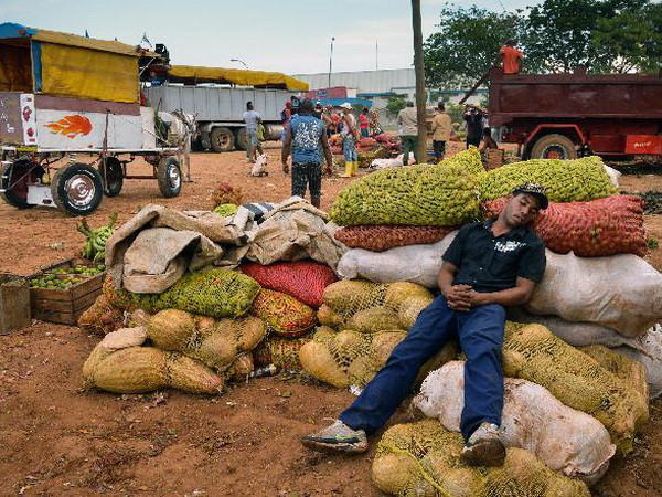 Quốc hội Cuba tìm hiểu nguyên nhân kinh tế phát triển chậm ảnh 1