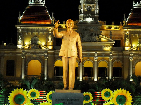 Cần sớm quy hoạch hệ thống tượng đài tại Thành phố Hồ Chí Minh ảnh 1