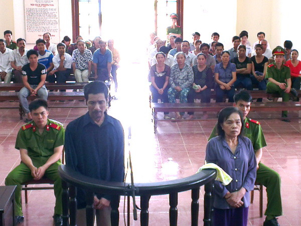 Hòa Bình: Hai vợ chồng vận chuyển ma túy lĩnh án chung thân ảnh 1