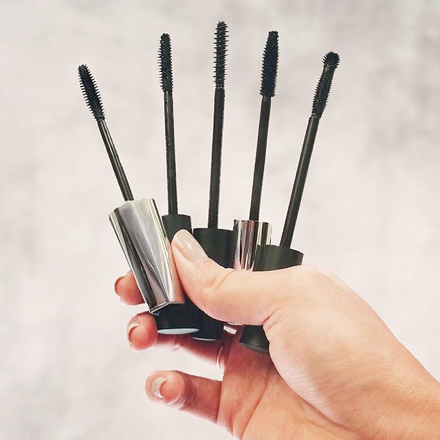 Hạn dùng mỹ phẩm: Cần hiểu rõ để tránh “tiền mất tật mang" ảnh 9