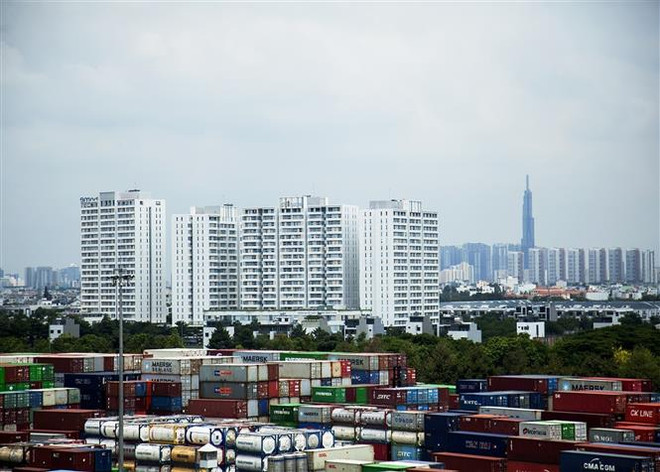 Việt Nam thu hút đầu tư phát triển hạ tầng logistics. (Ảnh: Hồng Đạt/TTXVN) Doanh nghiệp logistics cần chuyển đổi số để khẳng định vị thế ảnh 2