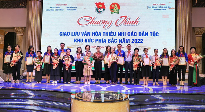 Tìm hiểu truyền thống hiếu học và văn hóa các dân tộc Việt Nam ảnh 1