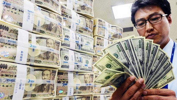 Thặng dư tài khoản vãng lai của Nhật xuống mức thấp kỷ lục ảnh 1