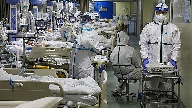 Đã có thêm nhiều ca tử vong mới vì dịch COVID-19 tại Hồ Bắc. (Nguồn: AFP) Hồ Bắc thông báo có thêm 93 ca tử vong mới vì dịch COVID-19 ảnh 1