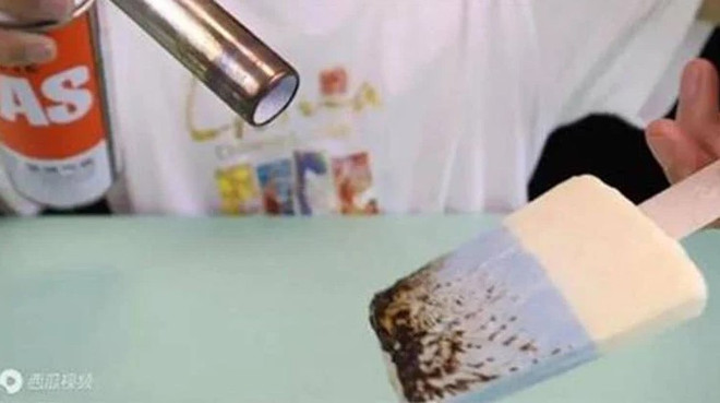 Công ty Trung Quốc gây sốc với những que kem "không thể tan chảy" ảnh 1