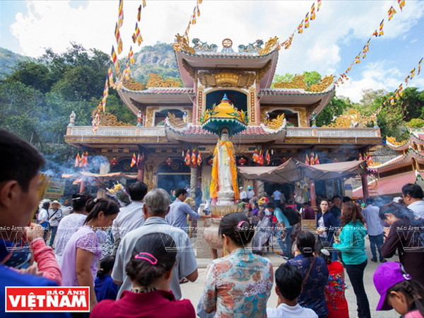 Khám phá quần thể núi Bà Đen - Nóc nhà của vùng Nam Bộ ảnh 11