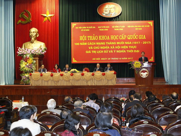 Khẳng định ý nghĩa thời đại của Cách mạng Tháng Mười Nga ảnh 1