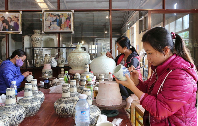 [Photo] Ngày quốc tế phụ nữ 8/3: Những bông hoa “giữ lửa” nghề ảnh 11