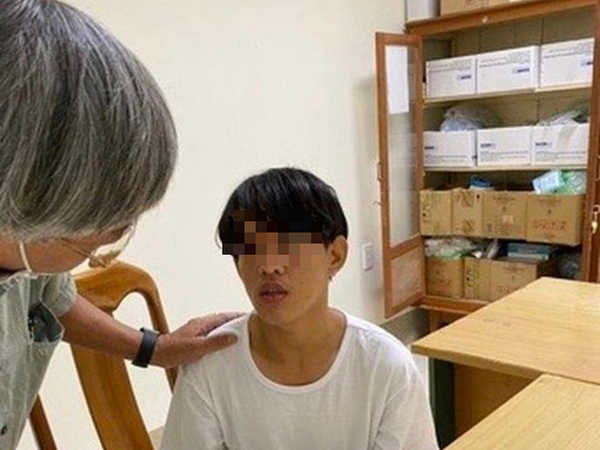 Cà Mau: Bắt khẩn cấp một đối tượng nghi hiếp dâm trẻ em ảnh 1