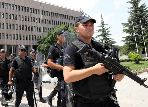 Thổ Nhĩ Kỳ bắt giữ 5 phần tử IS định tấn công khủng bố Istanbul ảnh 1