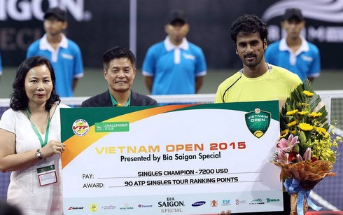 Saketh Myneni vô địch đơn nam Giải quần vợt Việt Nam mở rộng 2015 ảnh 1