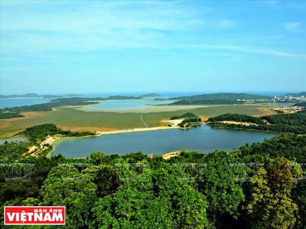 Đảo Cô Tô là điểm đến lý tưởng cho du khách khám phá vẻ hoang sơ ảnh 9