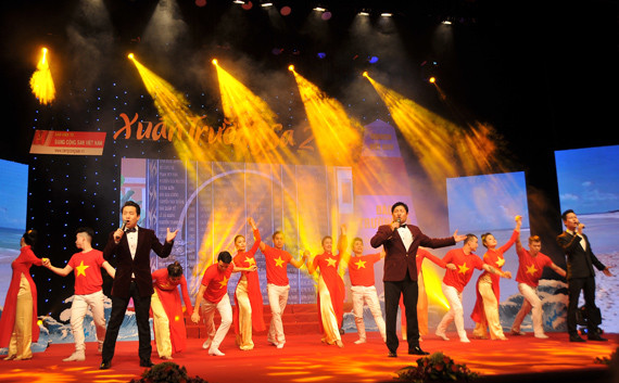 Xuân Trường Sa - Lời tri ân từ đất liền với những người lính đảo ảnh 1