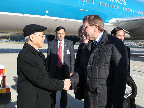 Tổng Bí thư Nguyễn Phú Trọng hội kiến Thủ tướng Nga Medvedev ảnh 1