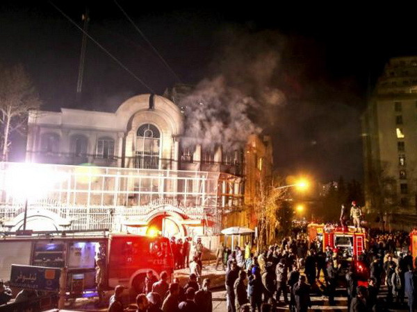 Các nghi phạm vụ tấn công Đại sứ quán Saudi Arabia trình diện ảnh 1