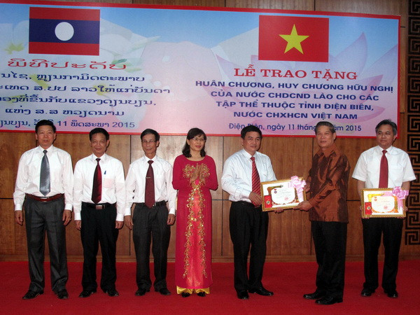 Điện Biên: 6 tập thể nhận Huân, Huy chương Hữu nghị của Lào ảnh 1