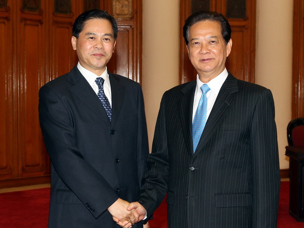 Thủ tướng Nguyễn Tấn Dũng tiếp Tỉnh trưởng tỉnh Vân Nam ảnh 1