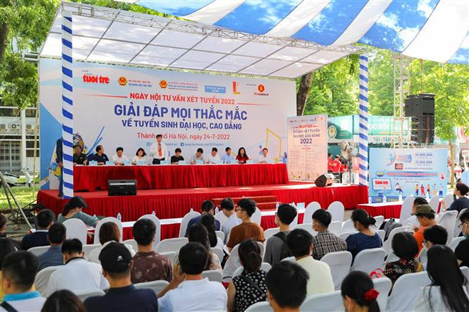 Tuyển sinh ĐH 2023: Cần chính sách thu hút vào ngành khoa học cơ bản ảnh 2