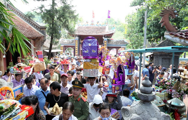 Gần 10.000 lượt du khách dự khai hội đền Bảo Hà năm 2018 ảnh 2