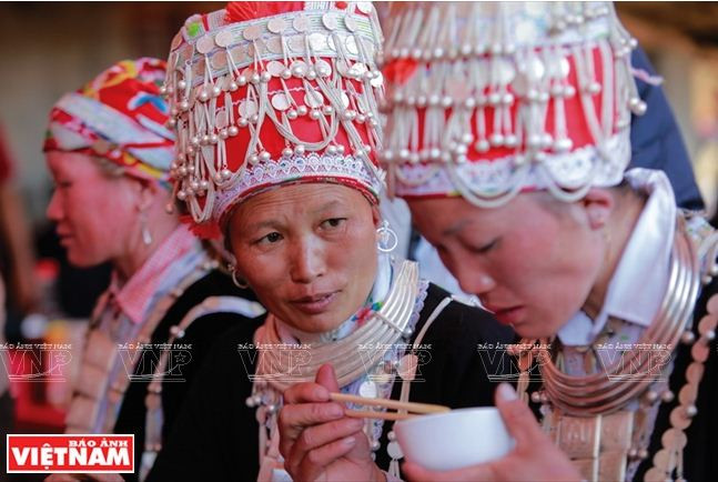 Huyền bí tập tục tưởng nhớ đến tổ tiên và cội nguồn người Dao đỏ ảnh 21