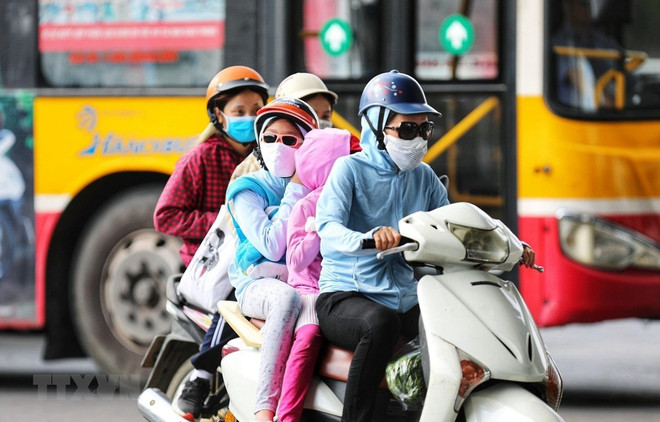 Nắng nóng ở Bắc Bộ và Bắc Trung Bộ có khả năng kéo dài đến ngày 5/9 ảnh 1