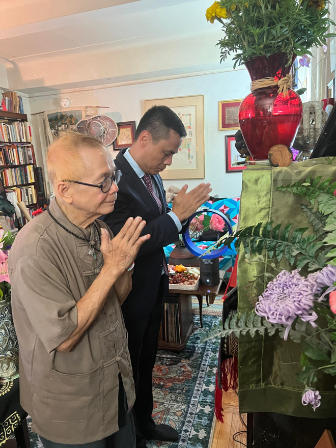 ttxvn_0808_Merle Ratner (2).jpg