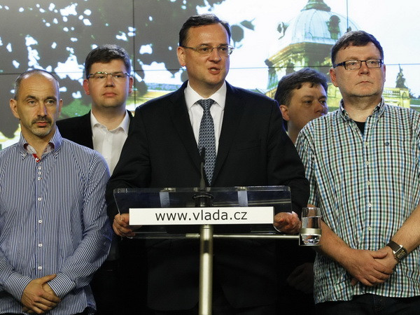 Cựu Thủ tướng Séc Petr Necas bị buộc tội hối lộ ảnh 1