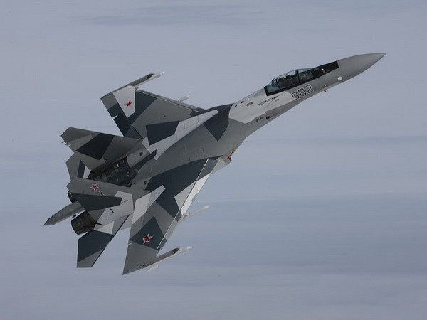 Nga đưa 12 chiến đấu cơ mới Su-35S vào trực chiến ảnh 1