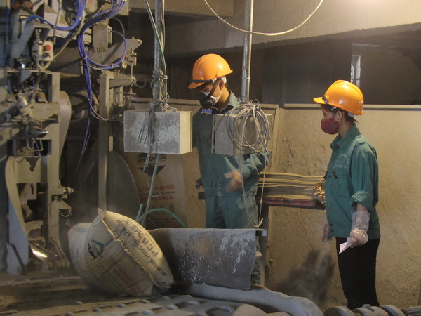 Nguồn cung dư nhiều, tiêu thụ ximăng sắp gặp nhiều khó ảnh 1