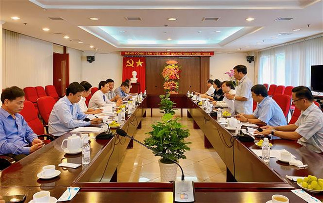 Cơ quan TTXVN khu vực phía Nam đẩy mạnh hợp tác thông tin với Long An ảnh 2