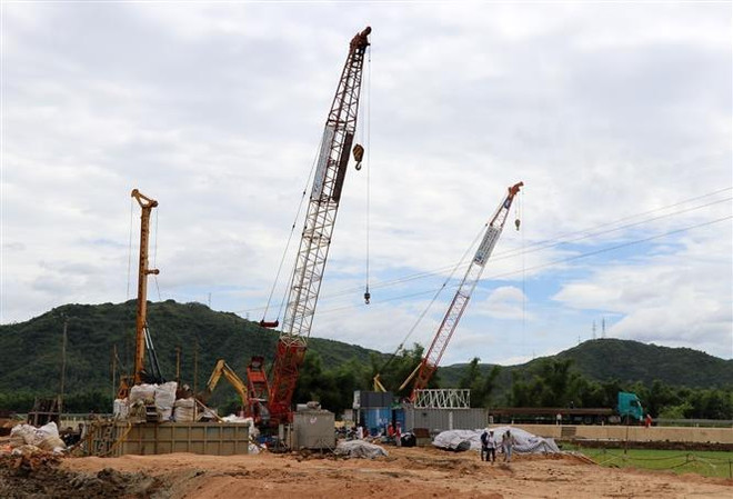 Phú Yên: Nhộn nhịp trên các công trường phục vụ Cao tốc Bắc-Nam ảnh 2