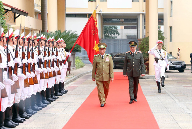 Thắt chặt hơn nữa quan hệ hợp tác Công an Việt Nam-Lào ảnh 1