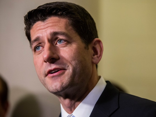 Chủ tịch Hạ viện Mỹ Paul Ryan. (Nguồn: AFP/TTXVN) Nghị sĩ Mỹ ủng hộ lệnh trừng phạt Nga của Tổng thống Obama ảnh 1