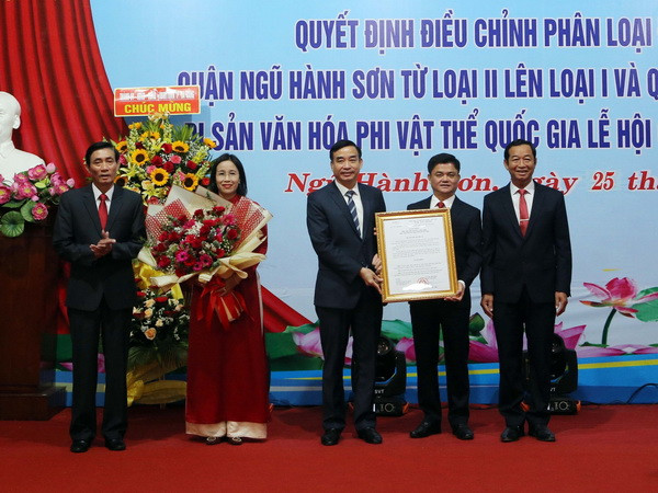 Nhiều hoạt động kỷ niệm 46 năm Ngày giải phóng thành phố Đà Nẵng ảnh 1