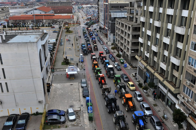 Nông dân Hy Lạp ​vẫn biểu tình phản đối cải cách thuế, lương hưu ảnh 1