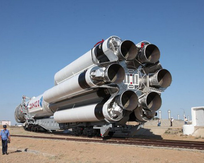 (Nguồn: RIA Novosti) Nga phóng vệ tinh viễn thông Express-AM6 bằng Proton-M ảnh 1