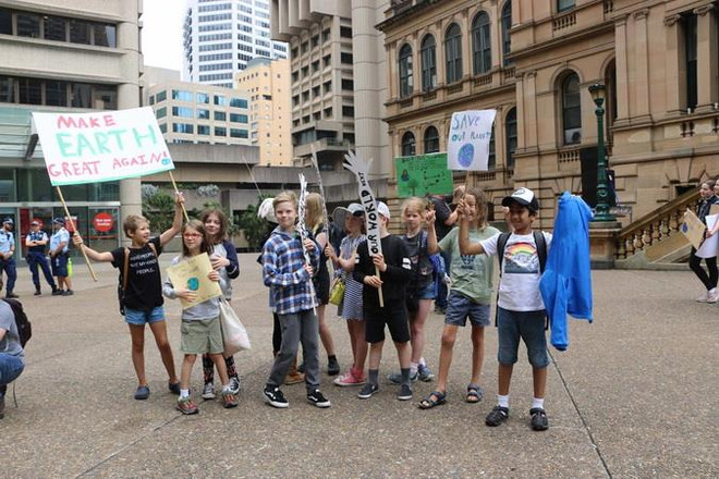 Học sinh, sinh viên Australia, Hong Kong bãi khóa vì khí hậu ảnh 2