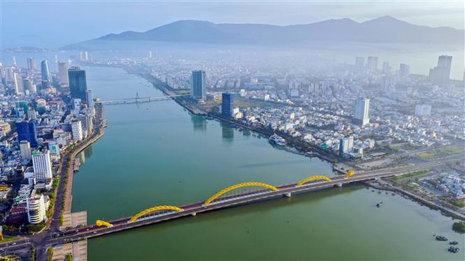 Một góc thành phố Đà Nẵng. (Ảnh: Trần Lê Lâm/TTXVN) Kinh tế Đà Nẵng tăng trưởng khá nhờ lĩnh vực thương mại-dịch vụ ảnh 1