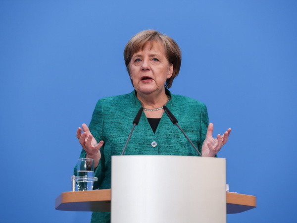 Thủ tướng Đức Angela Merkel bảo vệ thỏa thuận liên minh ảnh 1