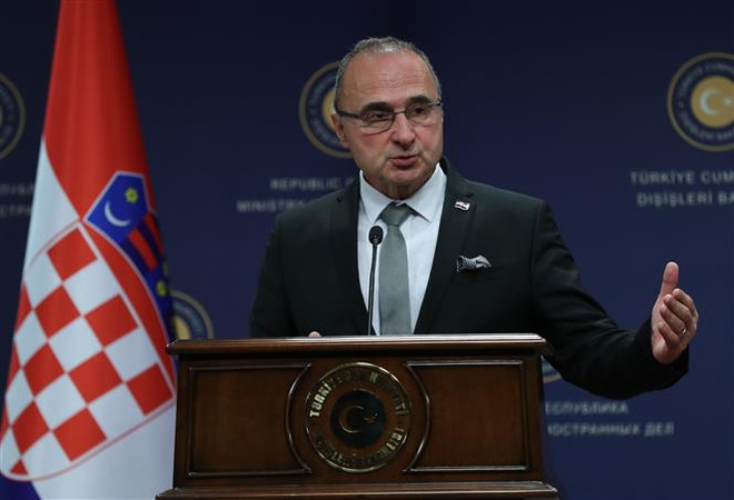 Thành viên non trẻ nhất của EU nêu ưu tiên cho vấn đề Brexit ảnh 1