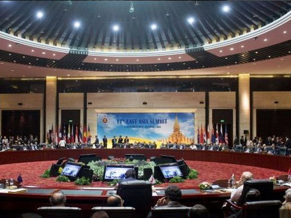 WEF: ASEAN là "thị trường mở cửa hơn" về thương mại so với EU và Mỹ ảnh 1