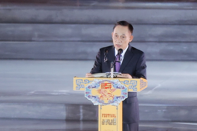Ông Lê Hoài Trung, Bí thư Trung ương Đảng, Trưởng Ban Đối ngoại Trung ương phát biểu. (Ảnh: Minh Quyết/TTXVN) ttxvn_ong Le Hoai Trung tai Festival Hue.jpg