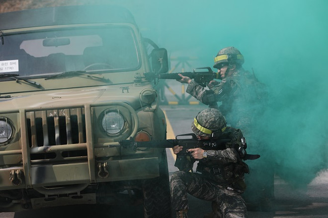 Hàn Quốc hủy hoạt động huấn luyện lực lượng dự bị do COVID-19 ảnh 1