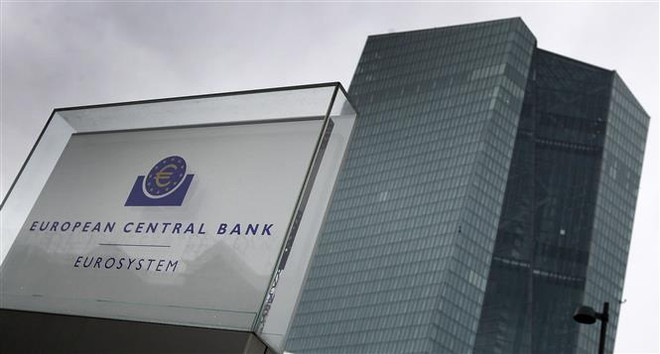 Trụ sở Ngân hàng Trung ương châu Âu (ECB) tại Frankfurt am Main, miền Tây nước Đức. (Ảnh: AFP/TTXVN) Các nhà kinh tế kêu gọi ECB xóa nợ cho các nước Eurozone ảnh 1