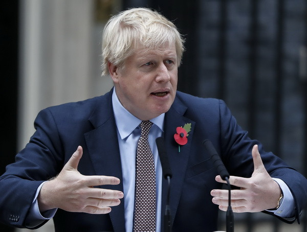 Thủ tướng Anh Boris Johnson. (Ảnh: THX/TTXVN) Thủ tướng Anh sẽ đầu tư mạnh vào các biện pháp thân thiện môi trường ảnh 1
