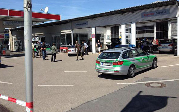 Đức: Bắn giết tại bang Bayern làm hai người dân thiệt mạng ảnh 1